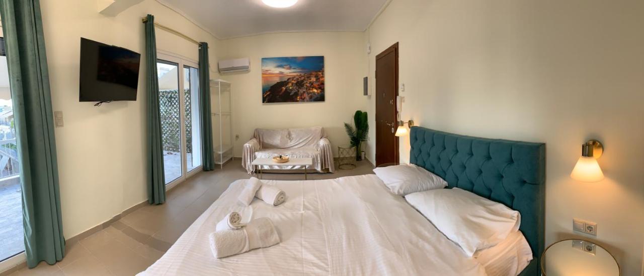 One-Bedroom Apartment,1074405379:JPEG